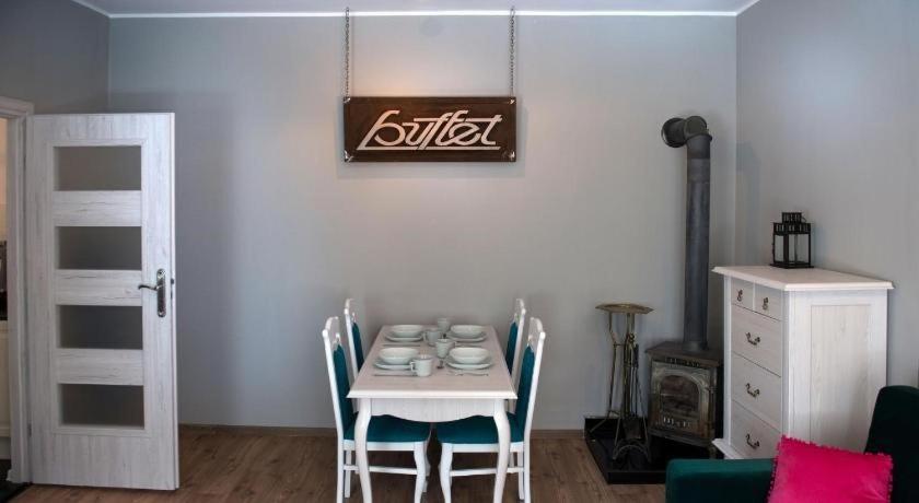 Buffet Glamour 그단스크 외부 사진